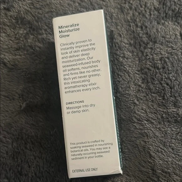 OSEA Undaria Algae Body Oil and Body Butter Set - Picture 4 of 5